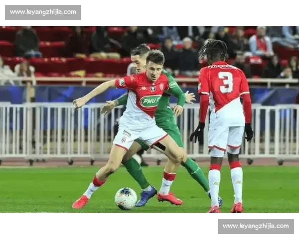 里昂对阵顿矿工欧战关键较量谁能把握晋级主动权赛前形势深度解析